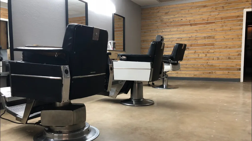 Texas Barber Lounge — Barber shop in Grand Prairie